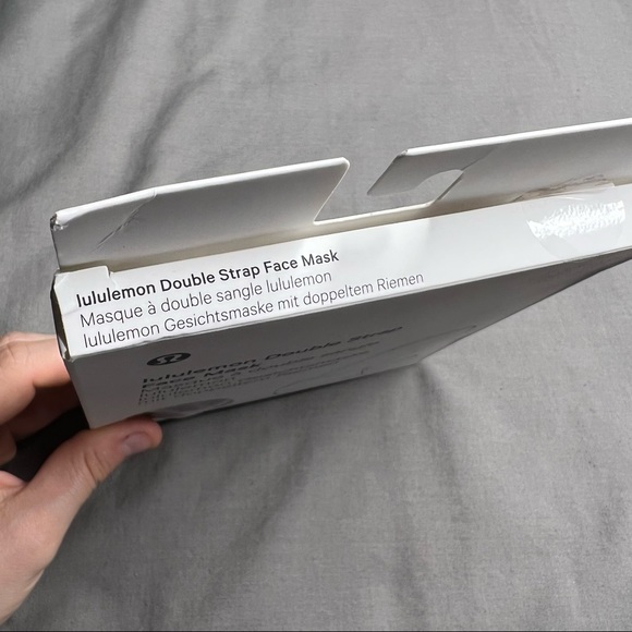 Lululemon Double Strap Face Mask NWT Unopened/Unused *BRAND NEW* (VNTM) - Picture 6 of 9